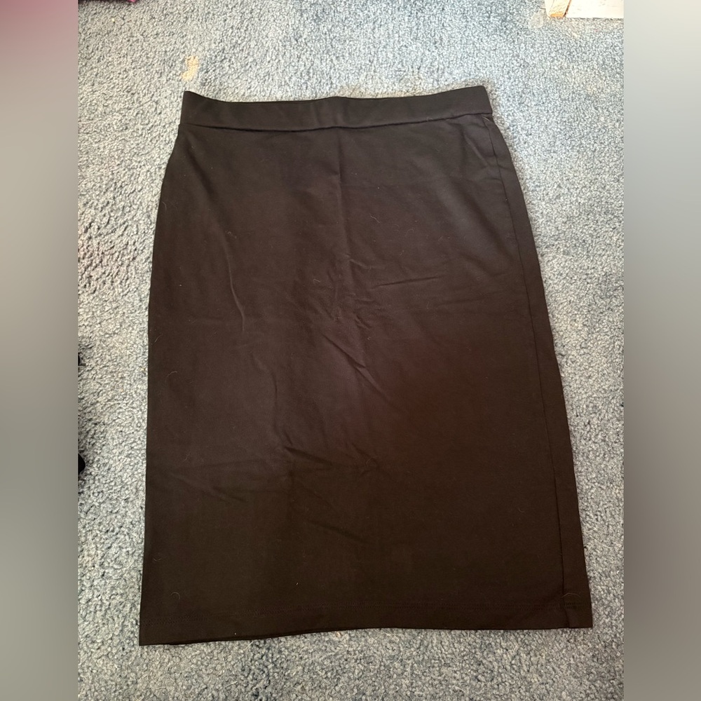 Forever 21 Black Midi Pencil Skirt